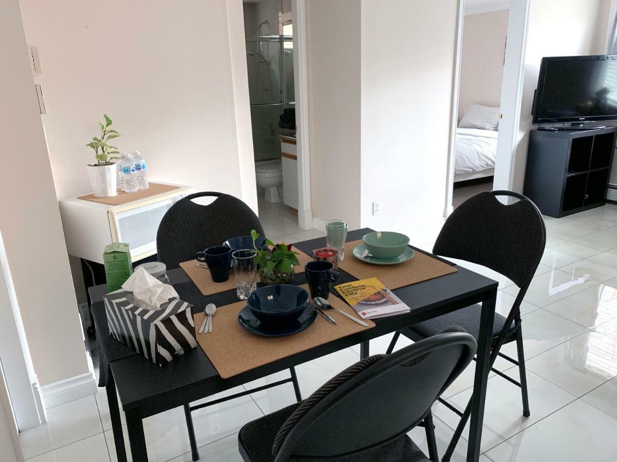 Villa Perfect Location - Tidy & Comfy 5 Mins To Skytrain & Restaurant & Banks, 2 Stops To Metrotown, 5 Stops To Downtown Vancouver